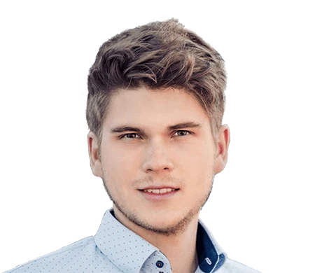 Moritz Futterer looks friendly into the camera. He has short, light brown to dark blond, slightly wavy hair and a beard. He is wearing a light-colored shirt with a subtle pattern.